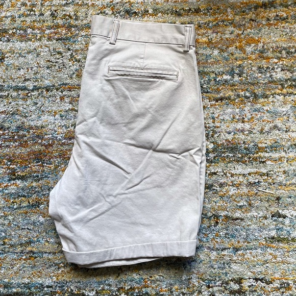 3/$30 Old Navy Ultimate Slim Shorts - Picture 2 of 3